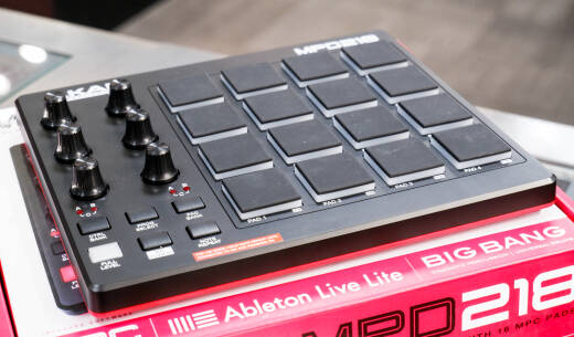 Akai MPD218 Pad Control Unit | Long & McQuade